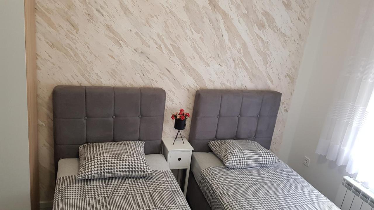 Kabashi Apartment 크르크 외부 사진