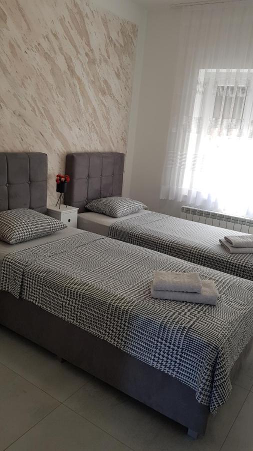 Kabashi Apartment 크르크 외부 사진